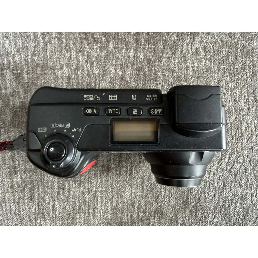 Vintage Nikon Coolpix 800 Digital Camera Black 2.1MP Zoom Nikkor Tested Working